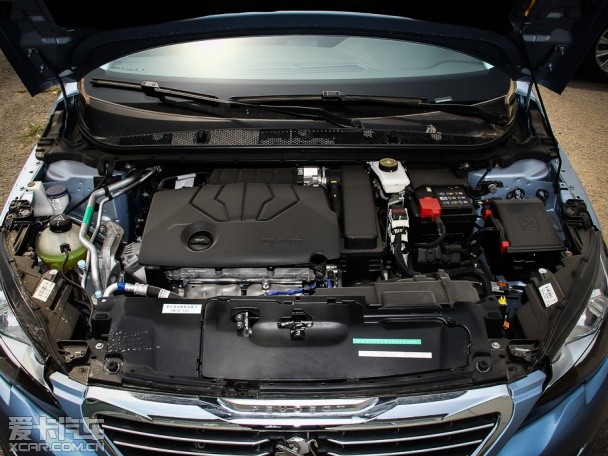 東風(fēng)標(biāo)致2015款標(biāo)致308S