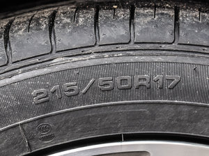 2015款1.6T 自动睿驰版 细节外观