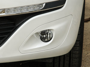2015款1.2T 自动尚驰版 前雾灯