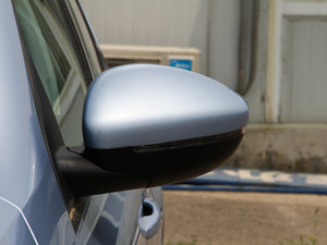 2015款1.6L 手动尚驰版 后视镜