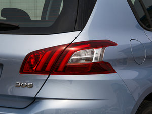 2015款1.6L 手动尚驰版 细节外观