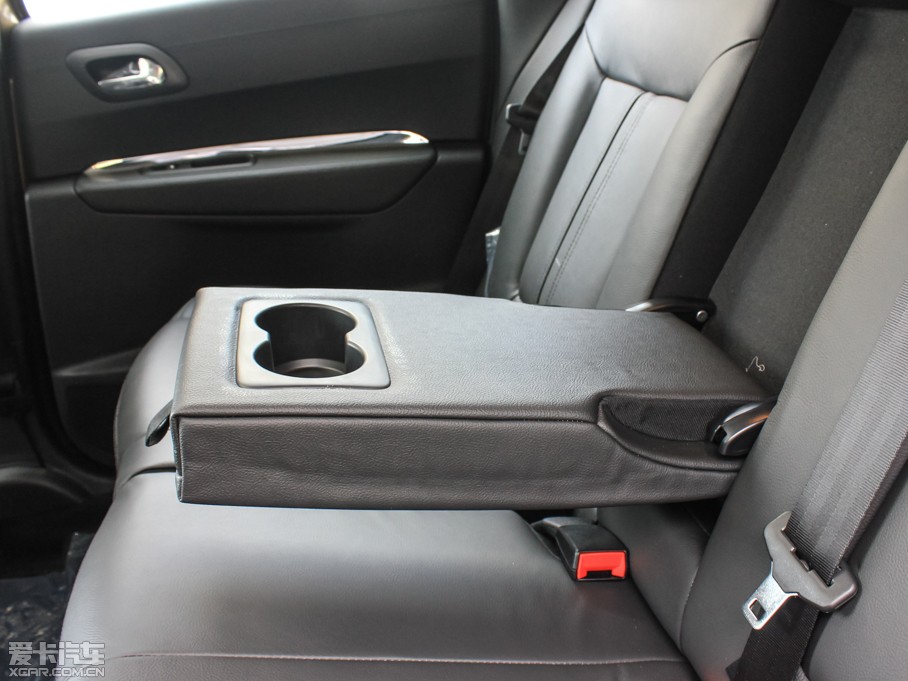 2015���(bi��o)��3008 2.0L �Ԅ�(d��ng)������