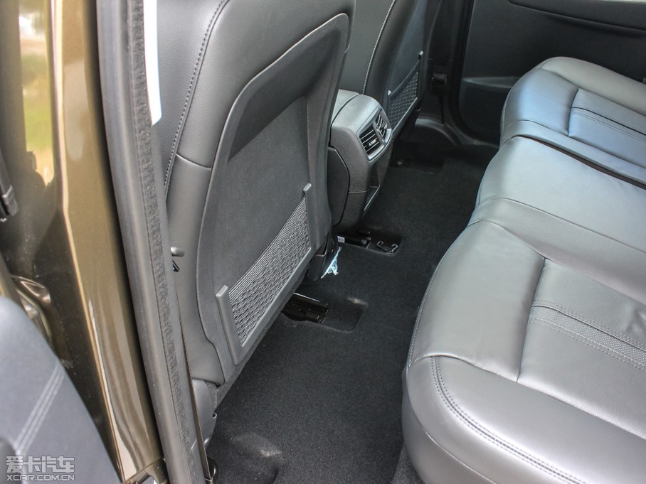 2015���(bi��o)��3008 2.0L �Ԅ�(d��ng)������