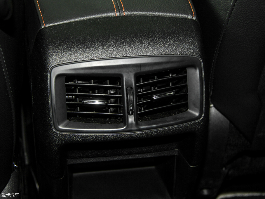 2015�����3008 1.6T �_�m����˹������