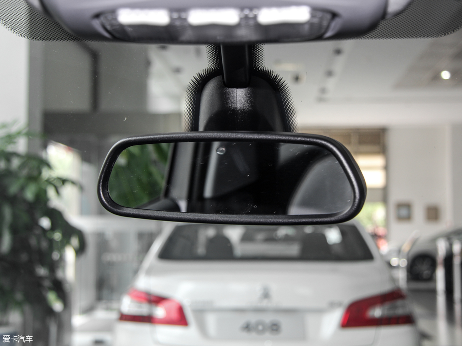 2015�����3008 1.6T �_�m����˹������