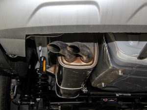 2015款1.6T 罗兰加洛斯限量版 排气管