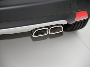 2015款1.6T 罗兰加洛斯限量版 排气管