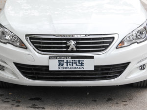 2016款1.6T 自动豪华版 中网