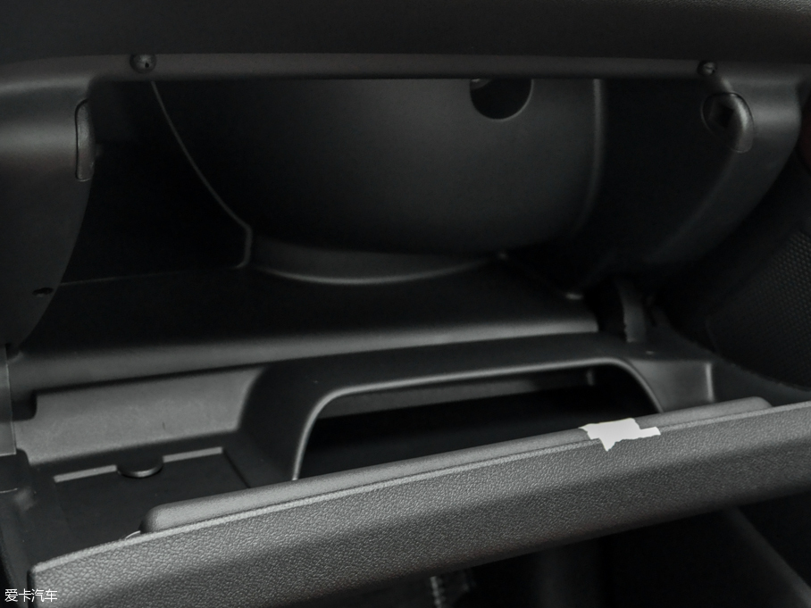 2016�����3008 1.6THP �Ԅ����а�