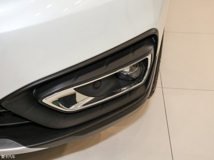 2016���(bi��o)��3008 1.6THP �Ԅ�(d��ng)���а�