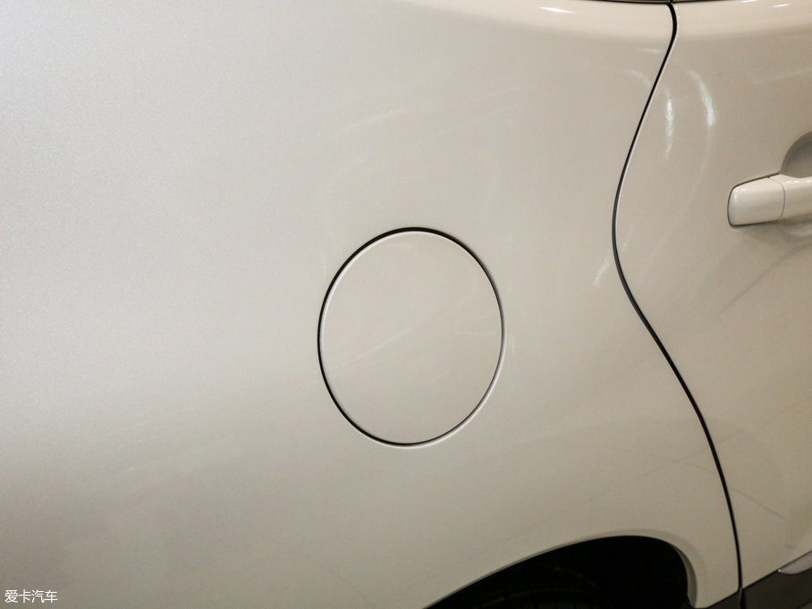 2016�����3008 1.6THP �Ԅ����а�