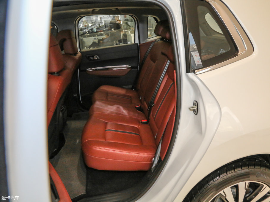 2016�����3008 1.6THP �Ԅ����а�