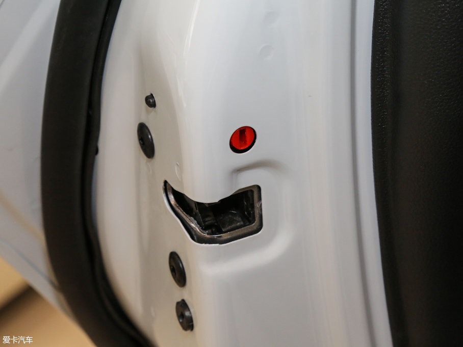 2016�����3008 1.6THP �Ԅ����а�