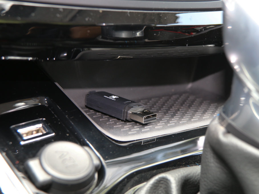 2016���(bi��o)��308 350THP �Ԅ�(d��ng)���F��