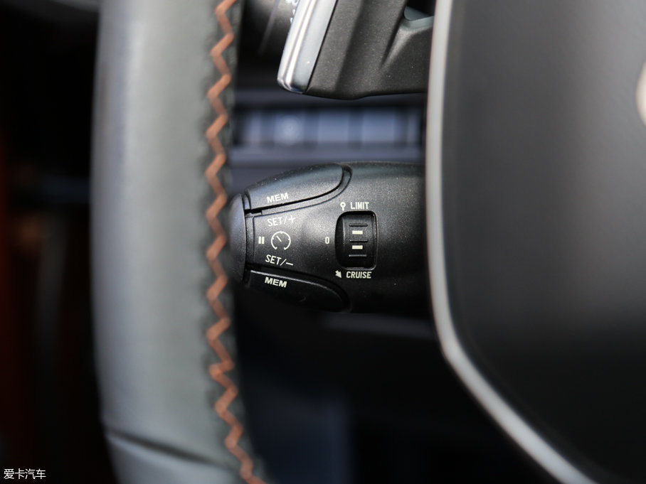 東風(fēng)標(biāo)致2017款標(biāo)致4008