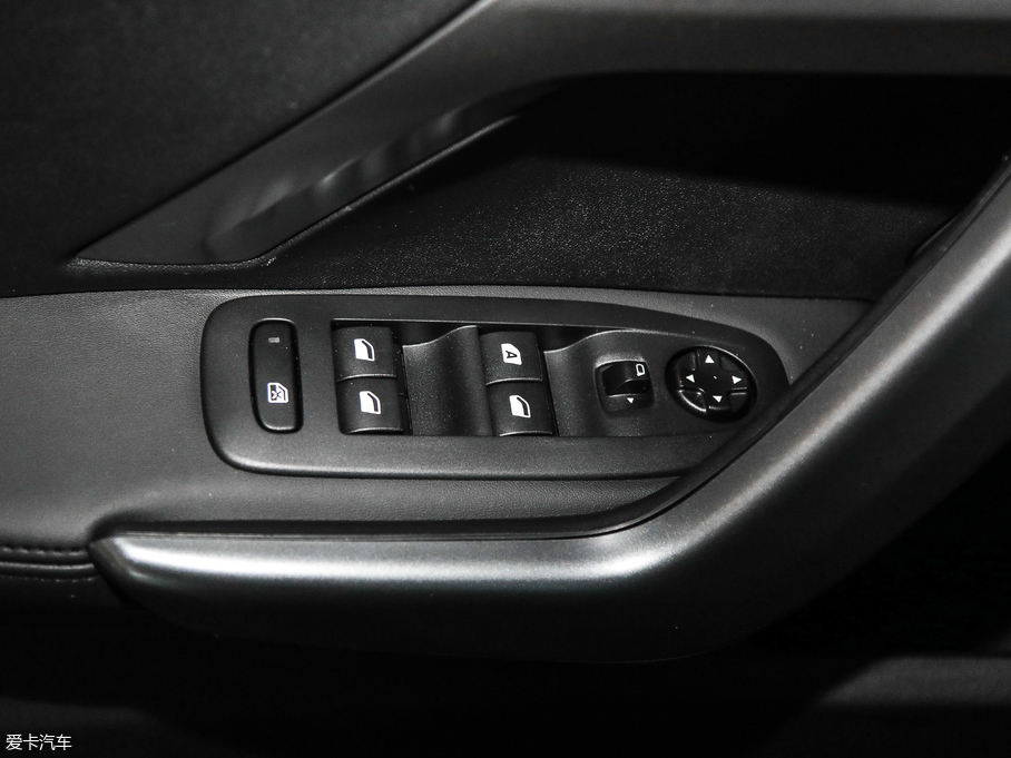 20182008 230THP Ԅӕrа