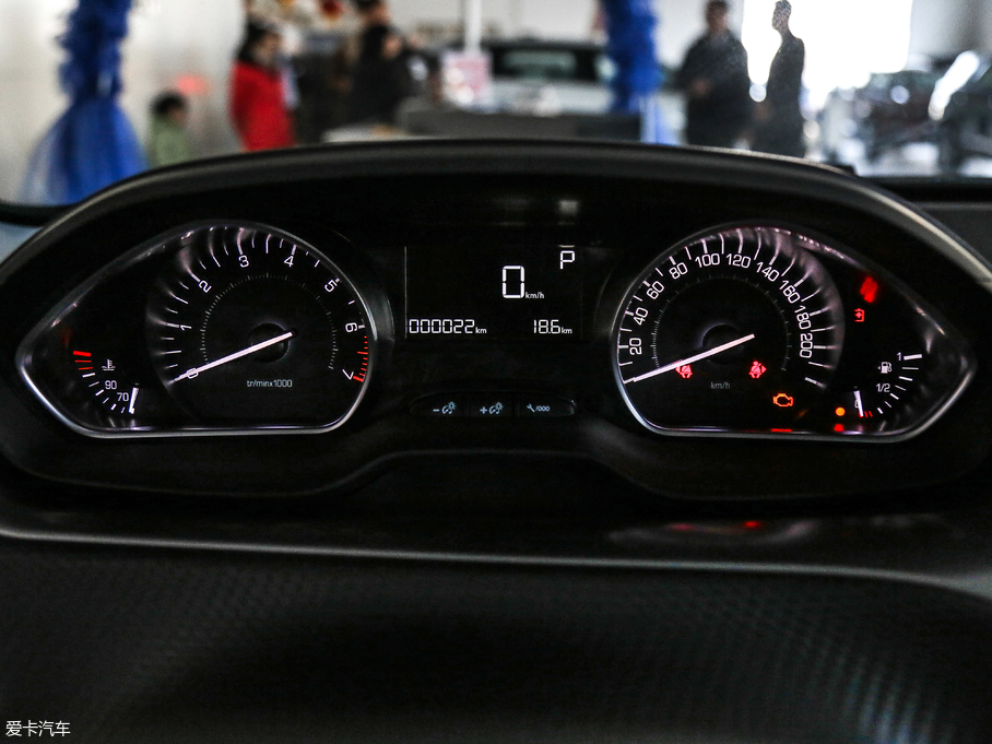 20182008 230THP Ԅӕrа