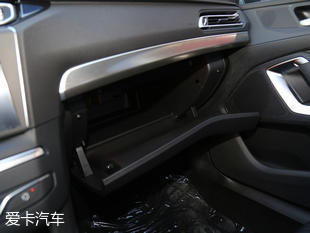 東風標致2018款標致408