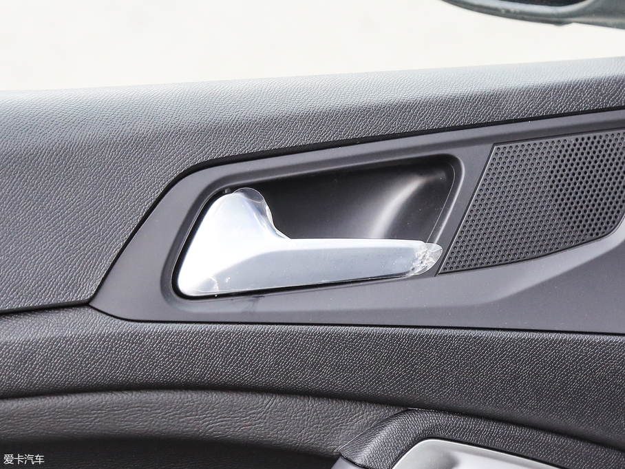 2018�����308 1.6L �ԄӺ��A��