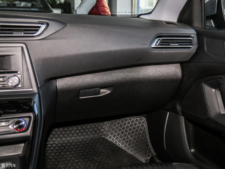 2018308 1.6L քӕrа