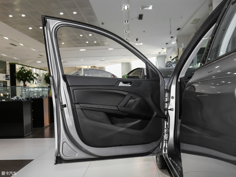 2018�����308 1.6L �Ԅӕr�а�