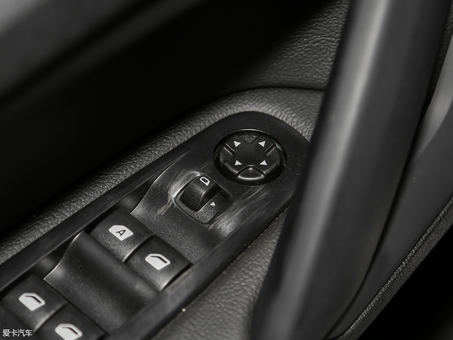 2018(bio)308 1.6L Ԅ(dng)r(sh)а