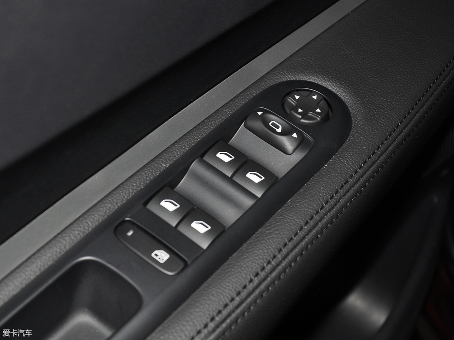 2018�����3008 2.0L �Ԅӽ����