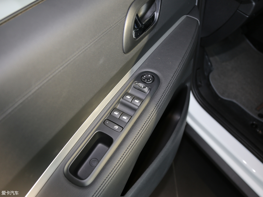 2018�����3008 2.0L �Ԅӽ����