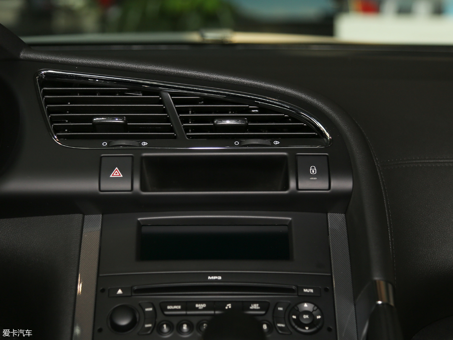 2018���(bi��o)��3008 2.0L �Ԅ�(d��ng)��(j��ng)���