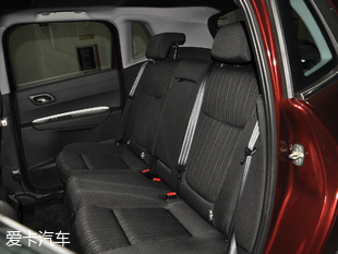 東風(fēng)標(biāo)致2018款標(biāo)致3008