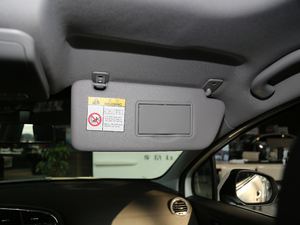 2018款2.0L 自动经典版 空间座椅