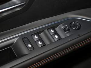 2018350THP Ӣ {܇ƅ^	