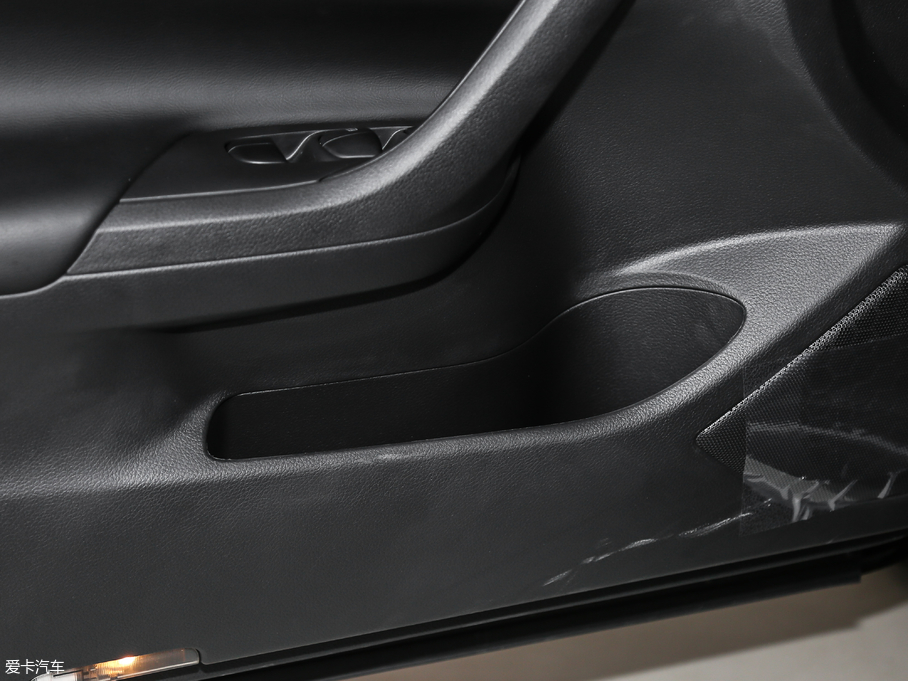 2018[ Ŀ 2.0L XL M(jn)