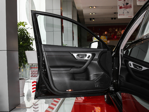 20182.0L XL M {λ܇T