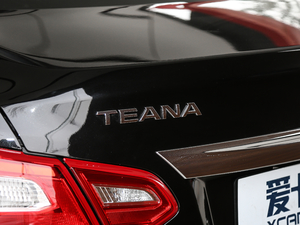 2018Ŀ 2.0L XL M(jn) (x)(ji)^