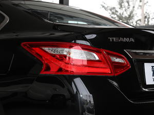 2018Ŀ 2.0L XL M(jn) (x)(ji)^