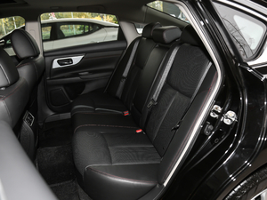 2018Ŀ 2.0L XL M(jn) 