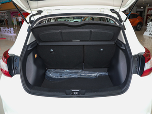 2019款1.6L CVT智享版 国VI 行李厢空间