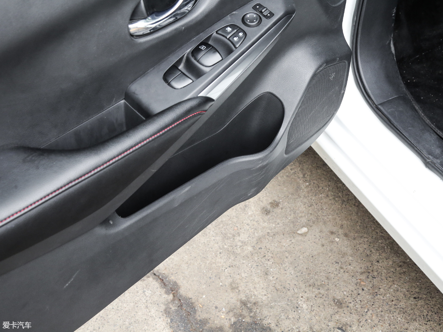 2018LANNIA {B 1.6L CVTܳ