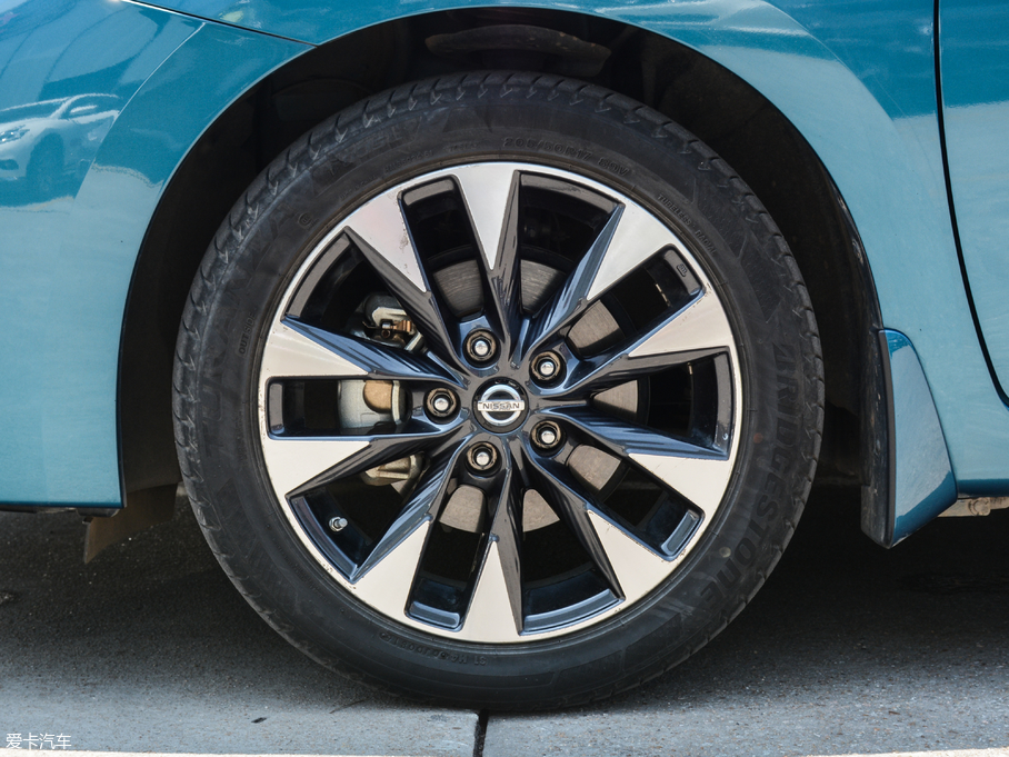 2018LANNIA {(ln)B 1.6L CVTܳ