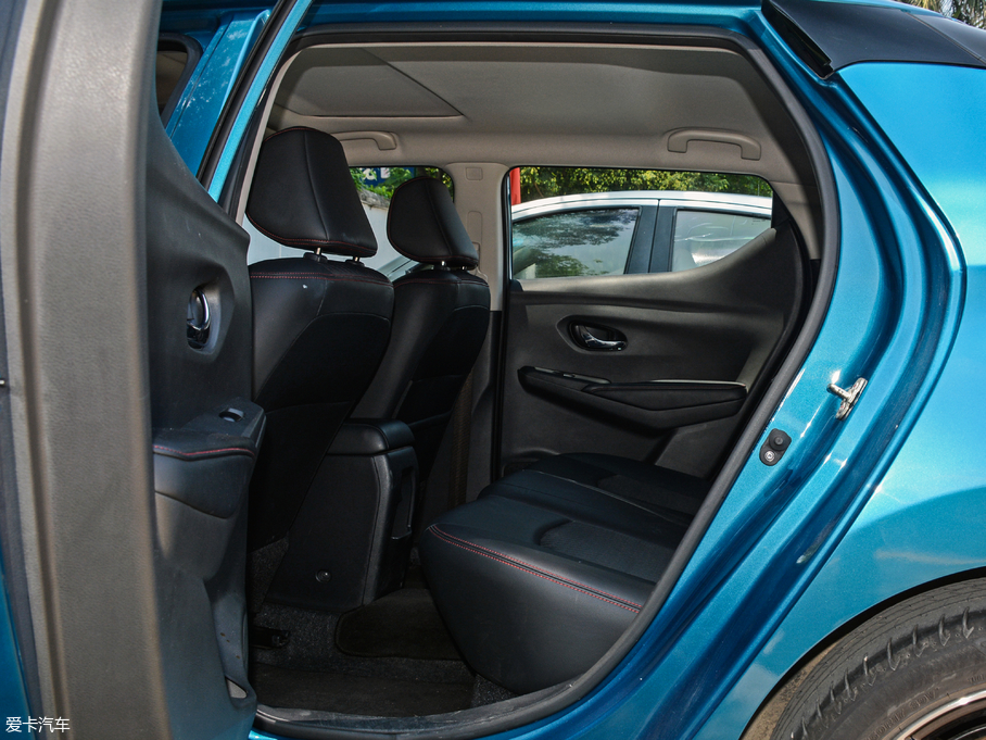 2018LANNIA {B 1.6L CVTܳ