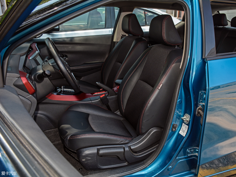 2018LANNIA {(ln)B 1.6L CVTܳ