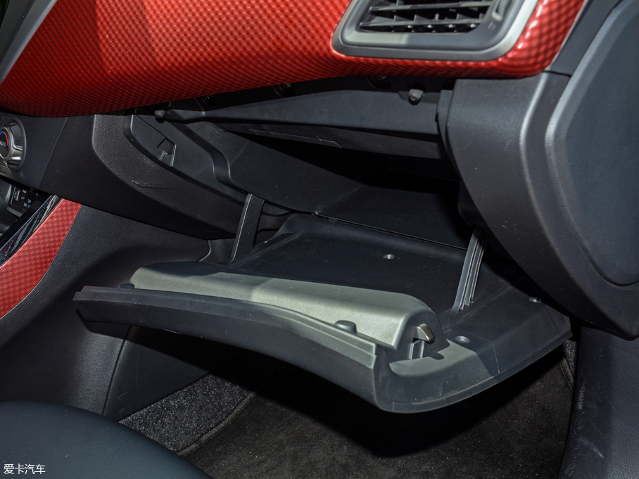 2018LANNIA {(ln)B 1.6L CVTܳ