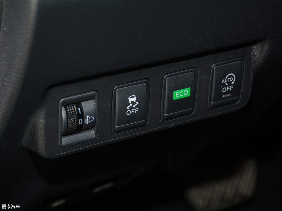 2018LANNIA {B 1.6L CVTܳ