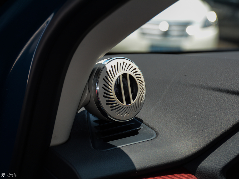 2018LANNIA {(ln)B 1.6L CVTܳ