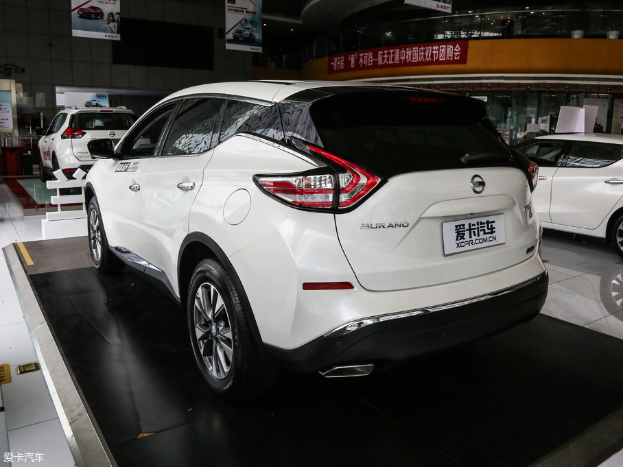 2019����m 2.5 XL �����A��