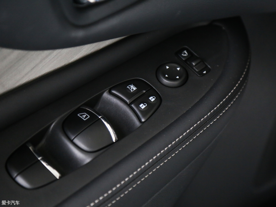 2019m 2.5 XL (lin)A