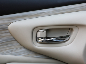 2019Ŀ 2.5 S/C HEV 4WD XV (lin)Ş g