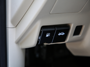 2019Ŀ 2.5 S/C HEV 4WD XV Ş п؅^