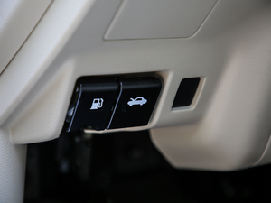 2019Ŀ 2.5 S/C HEV 4WD XV Ş п؅^